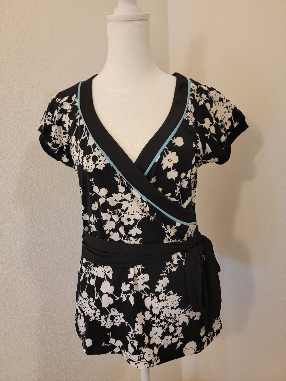 LOFT Black Floral Top with Subtle Blue Accent - Small